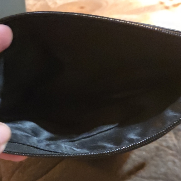 Fenty Beauty Black Cosmetic Bag - Picture 4 of 5